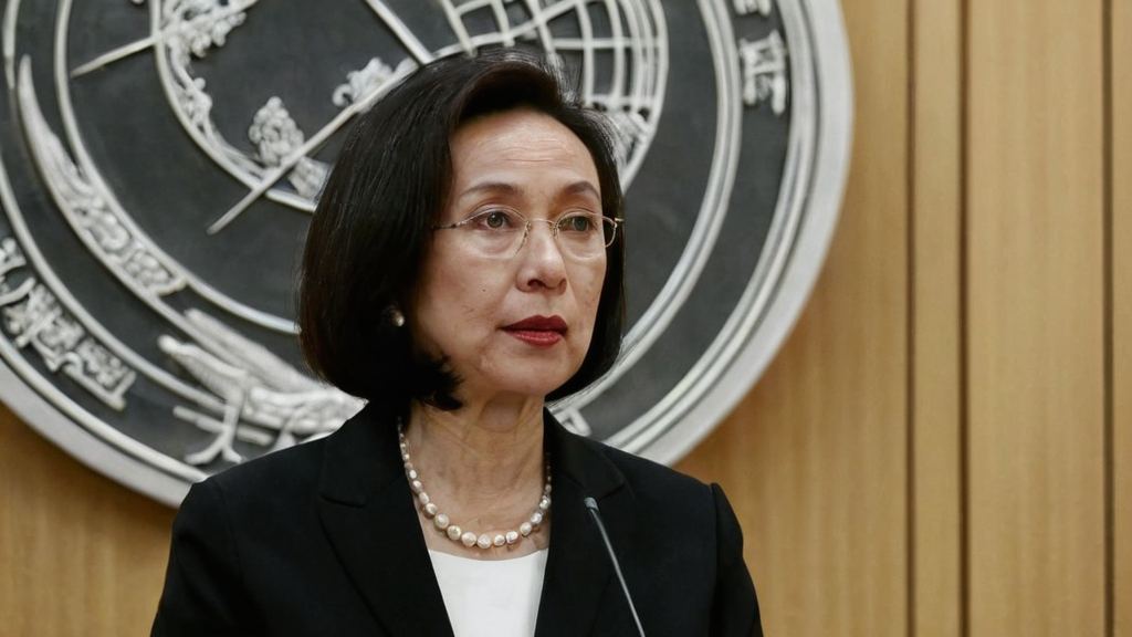 娱乐吃瓜热潮背后让人震惊的内幕对比，从追踪明星模仿大赛到51黑暗爆料的深层真相