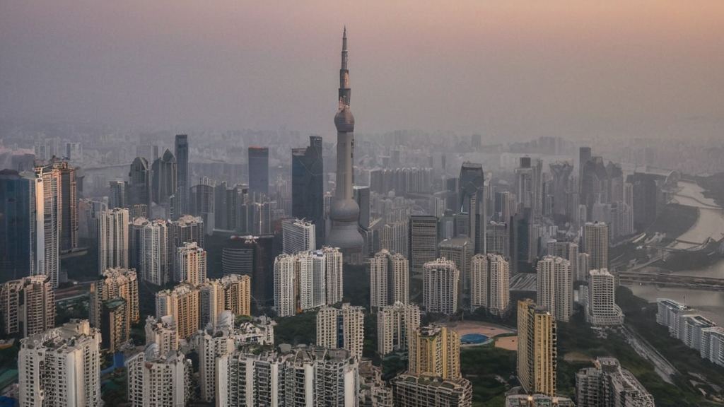 娱乐吃瓜酱开空调揭秘张伟家乡企业背景与夏日秘笈