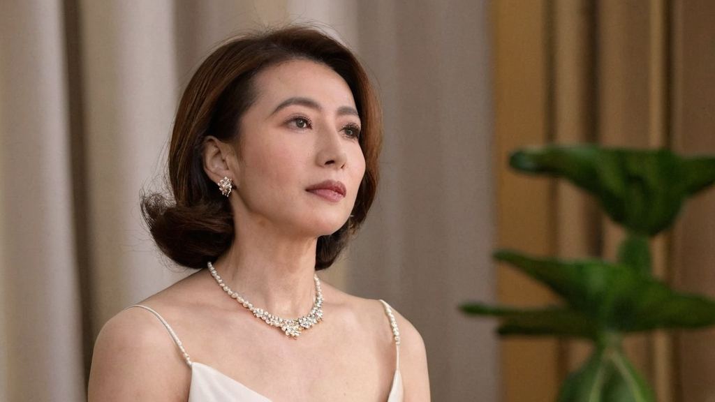 仙女姐姐刘亦菲与直播主播韩雪的逆转对比，从古典仙气到现代潮流的变迁